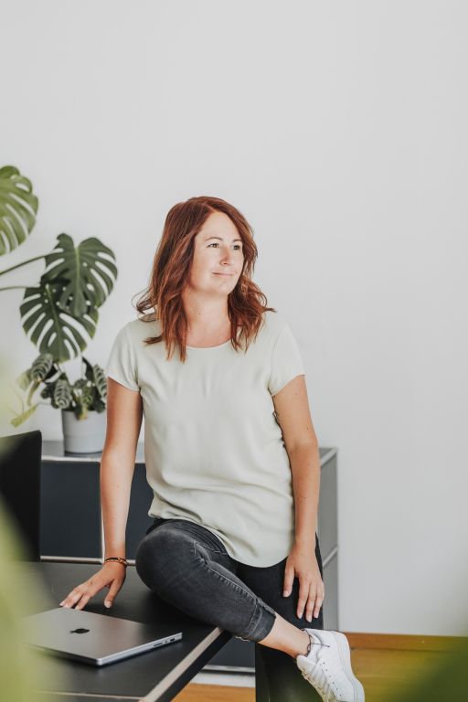 FIVE LARISSA 230626 042